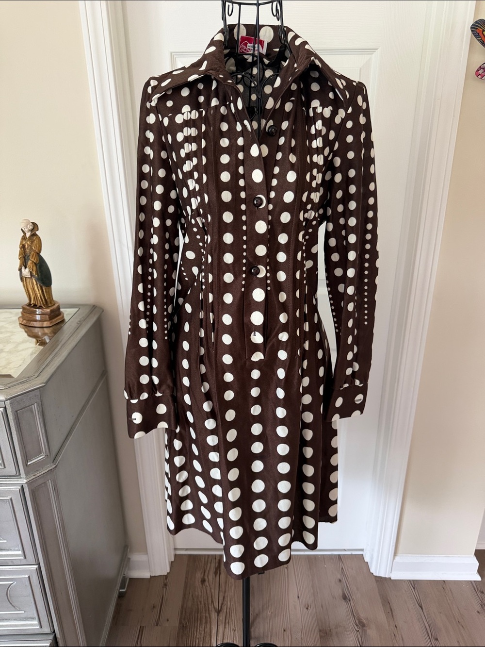 BEAUTIFUL Vintage Polka Dot Long Sleeve Shirt Dress - Brown & White